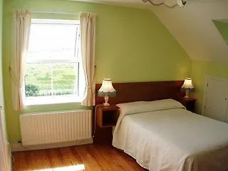 Nolans 3* Kilkee